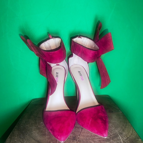 JustFab Red Bow Heel - Picture 4 of 9